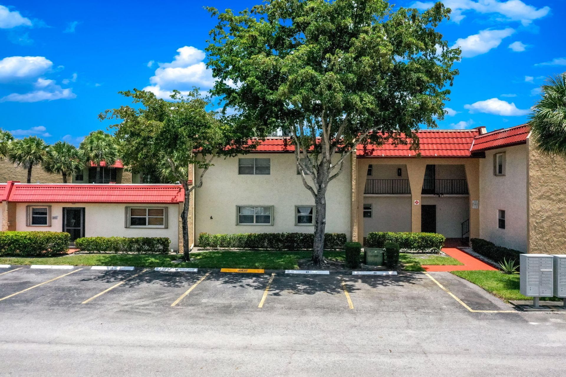 217 Lake Dora Drive, West Palm Beach, FL 33411 Photo