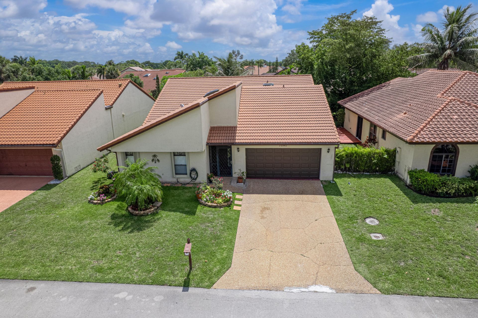 7040 Golf Pointe Circle, Tamarac, FL 33321 Photo