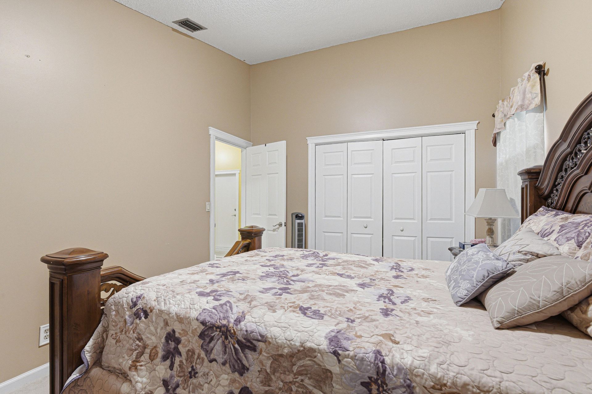 7040 Golf Pointe Circle, Tamarac, FL 33321 Photo
