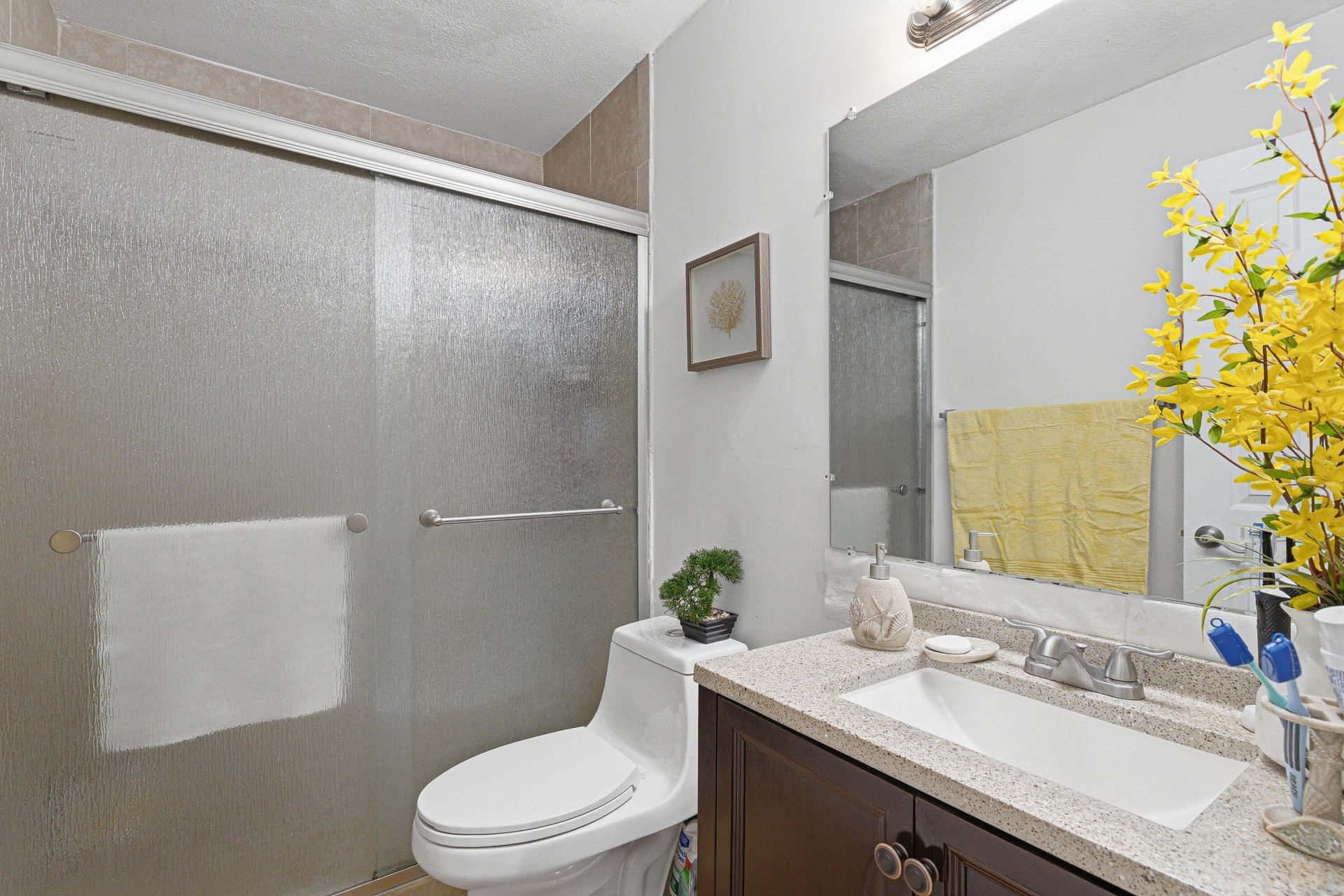 7040 Golf Pointe Circle, Tamarac, FL 33321 Photo
