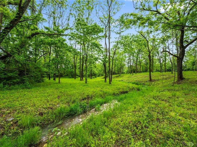5653 Chenoweth Road, Wayne Township, OH 45068 Photo 7