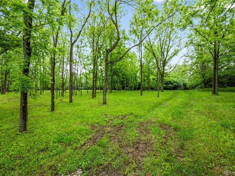 5653 Chenoweth Road, Wayne Township, OH 45068 Photo 8