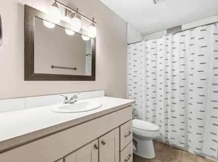 4037 Heather Hill Way, North Highlands, CA 95660 Photo
