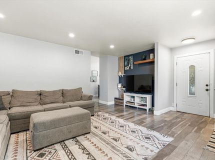 4037 Heather Hill Way, North Highlands, CA 95660 Photo