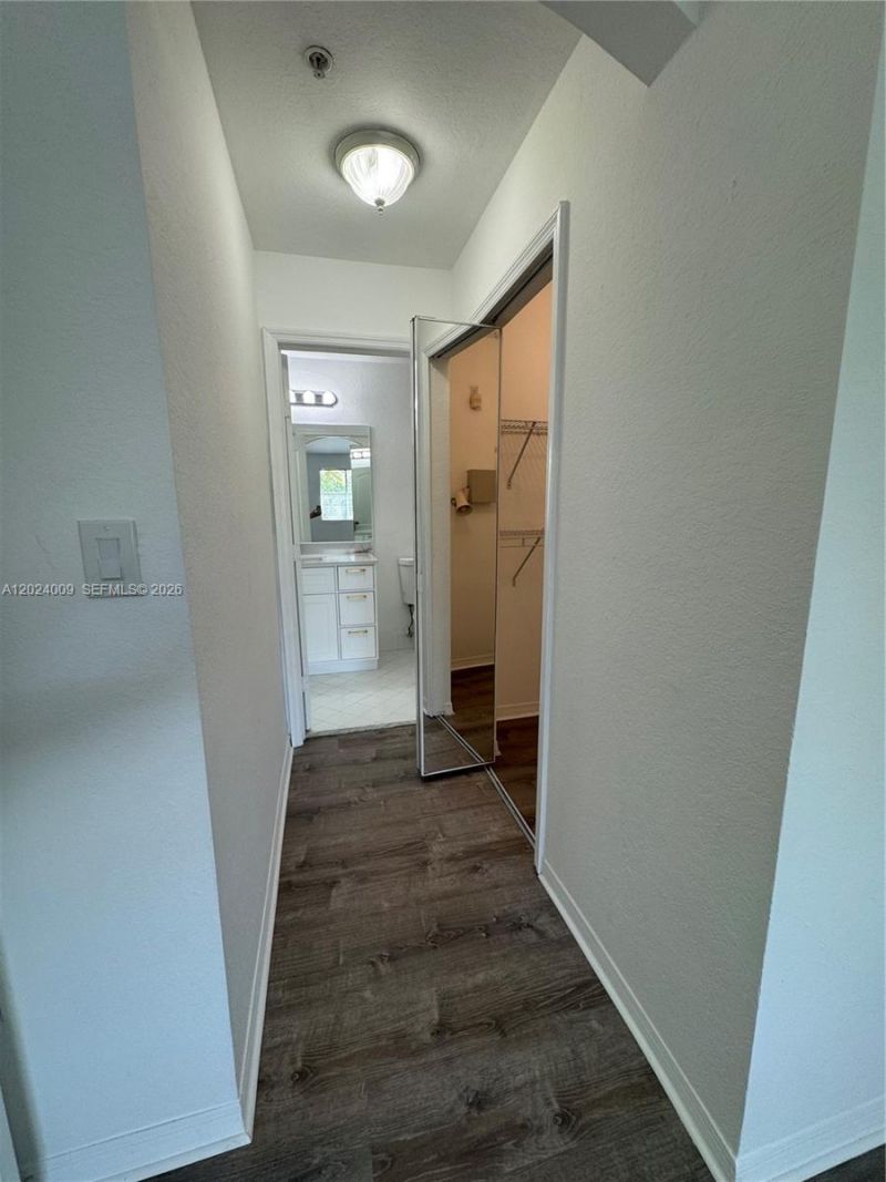 8936 W Flagler St , Unit 201, Miami, FL 33174 Photo