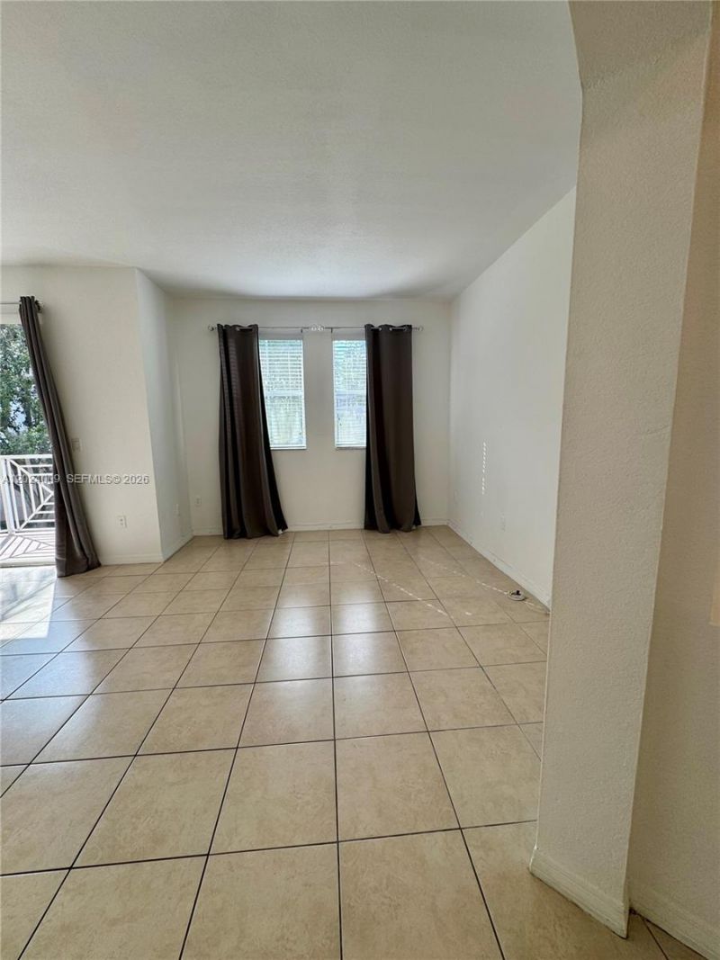8936 W Flagler St , Unit 201, Miami, FL 33174 Photo