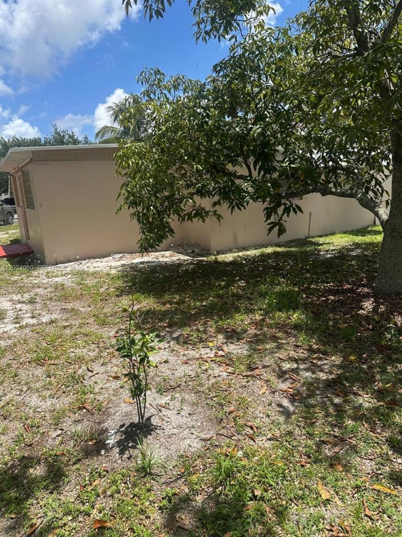 12555 NW 10th Ave , North Miami, FL 33168 Photo