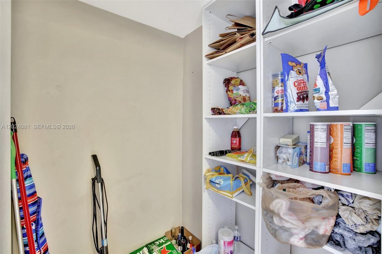 3000 E Sunrise Blvd, Unit 5D, Fort Lauderdale, FL 33304 Photo