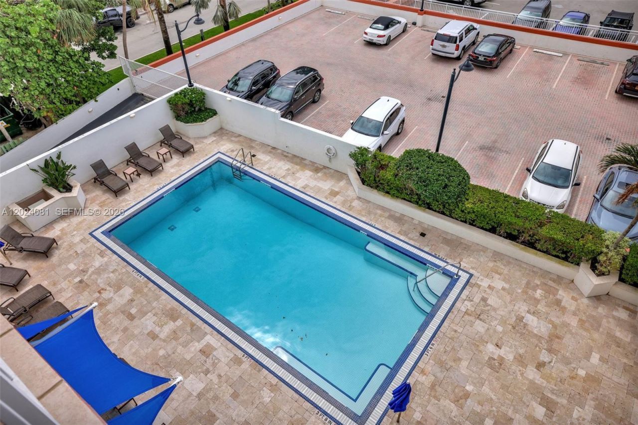 3000 E Sunrise Blvd, Unit 5D, Fort Lauderdale, FL 33304 Photo