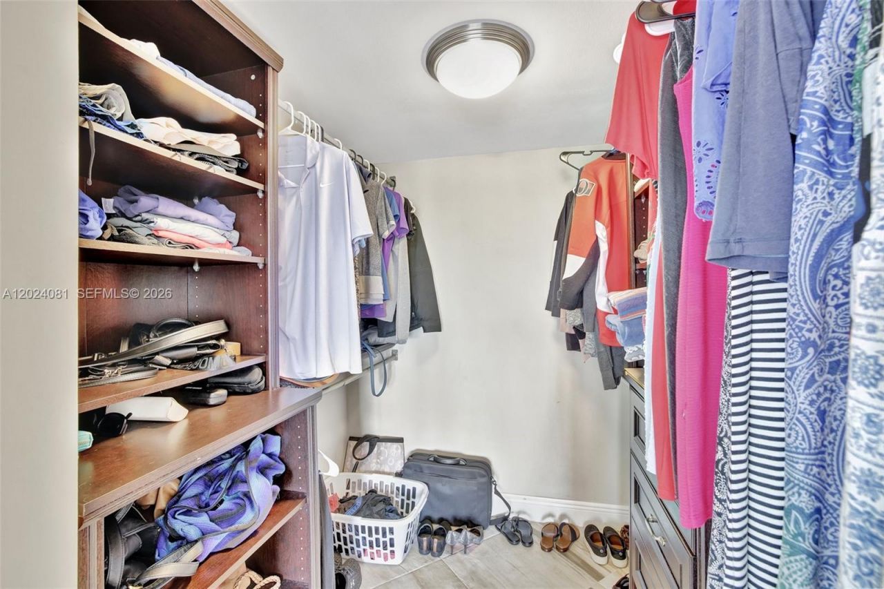 3000 E Sunrise Blvd, Unit 5D, Fort Lauderdale, FL 33304 Photo