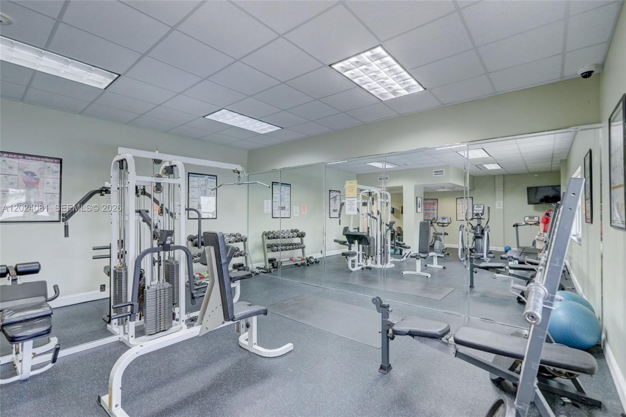 3000 E Sunrise Blvd, Unit 5D, Fort Lauderdale, FL 33304 Photo
