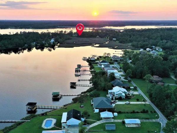 0000 Petersen Pt Rd, Milton, FL 32583