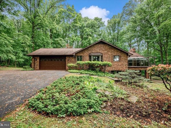 2221 GOLD MINE ROAD , BROOKEVILLE, MD 20833