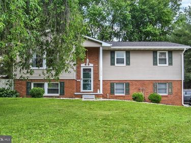 11576 OLD FORGE ROAD, WAYNESBORO, PA 17268