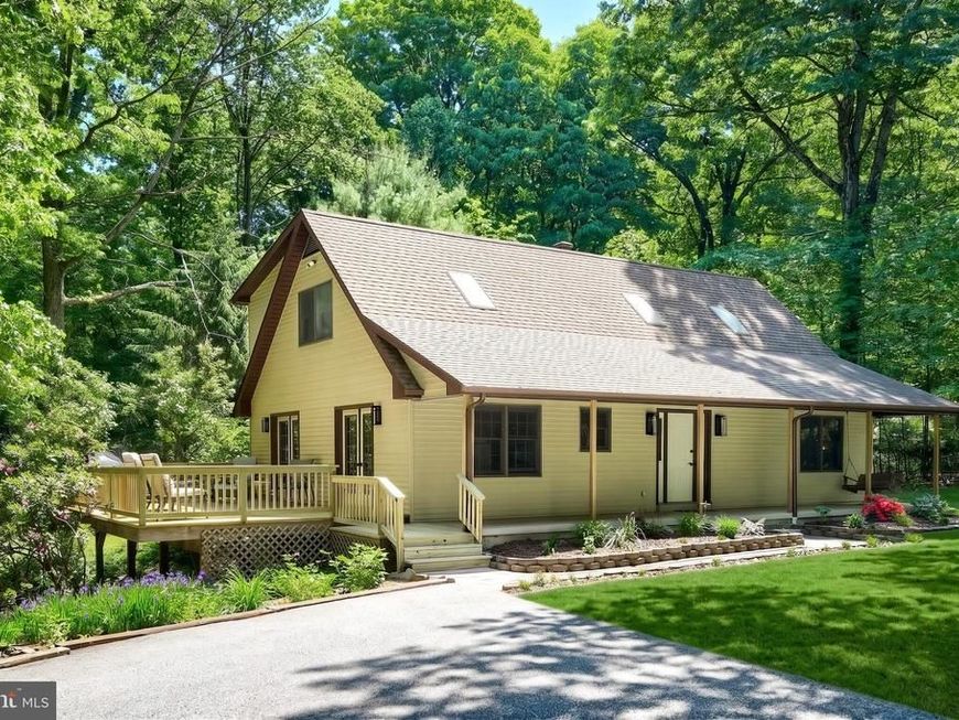 2429 Tall Oak Lane , Glenville, PA 17329 Main Photo
