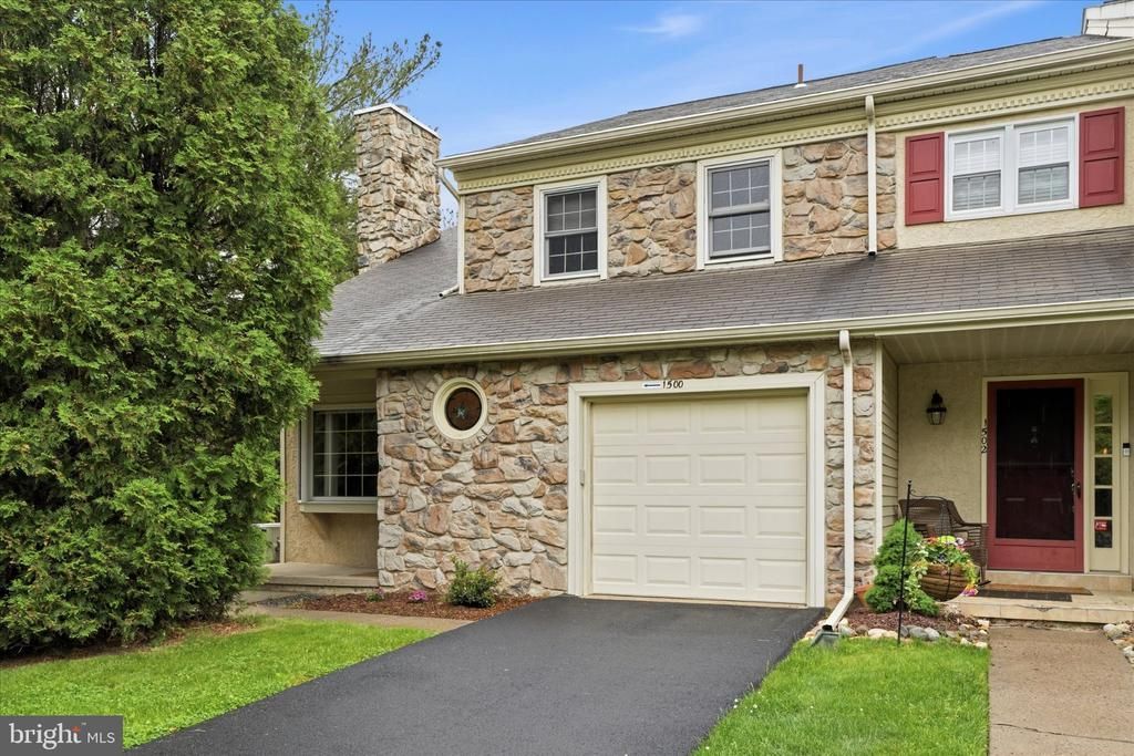 1500 SALAWAY COURT, MAPLE GLEN, PA 19002