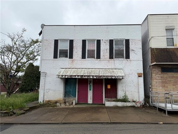 1047 Main Street, Republic, PA 15461