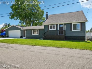 9403 Buckingham Street, White Lake Twp, MI 48386