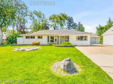 29737 Brandt Court, Garden City, MI 48135