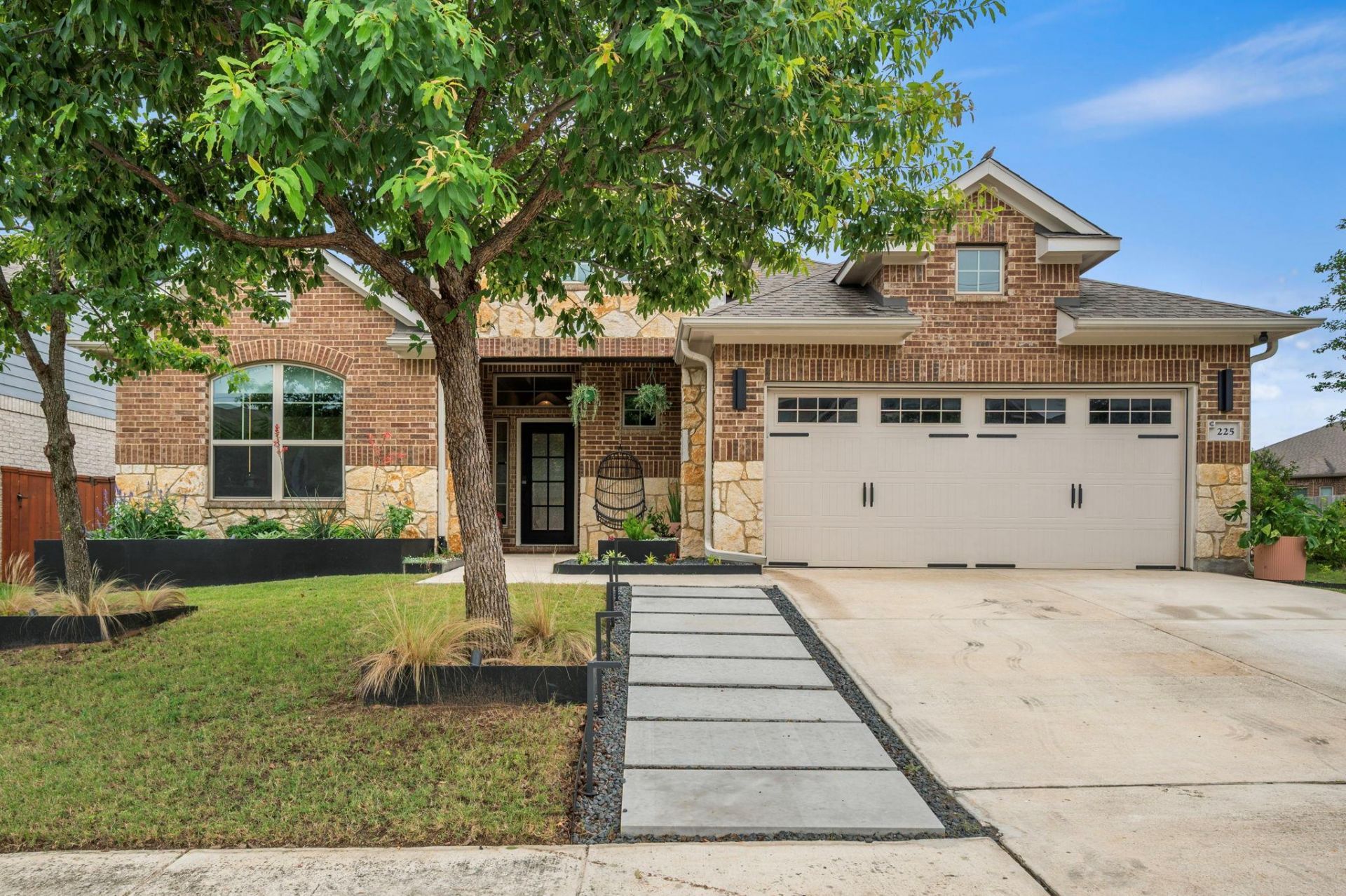 225 Blue Waterleaf Ln, Georgetown, TX 78626 Main Photo