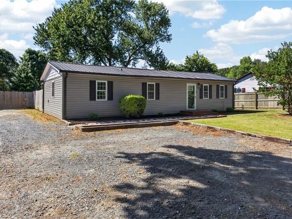 4306 Plainfield Road , Sophia, NC 27350