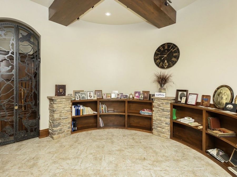 Property Image 30