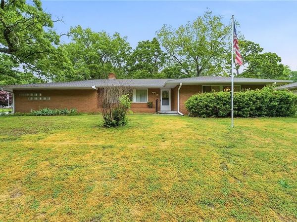 711 W Montgomery Street, Clinton, MO 64735