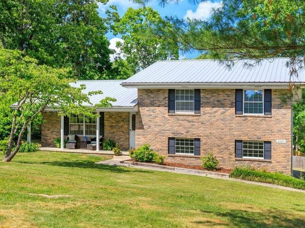 2505 Dowler Circle, Signal Mountain, TN 37377