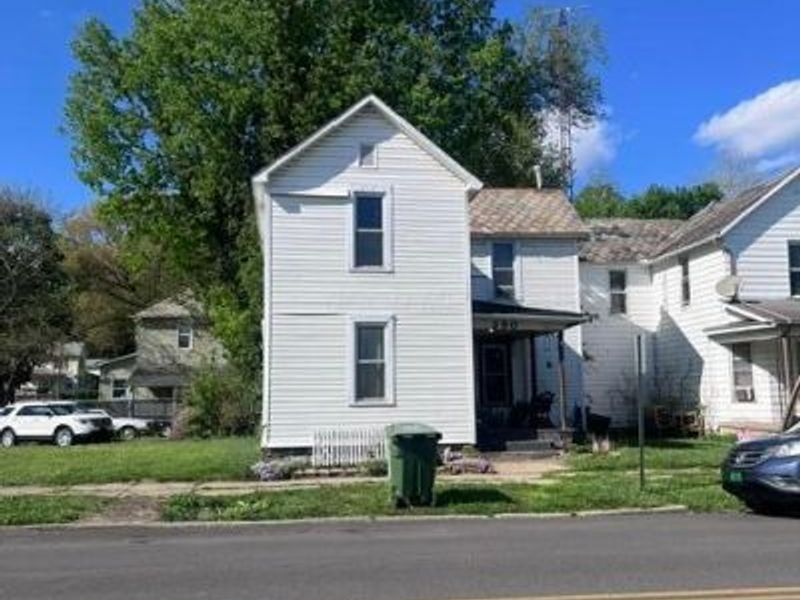 290 W Hunter Street , Logan, OH 43138 Photo 2