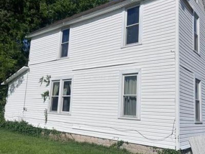 290 W Hunter Street , Logan, OH 43138 Photo 6