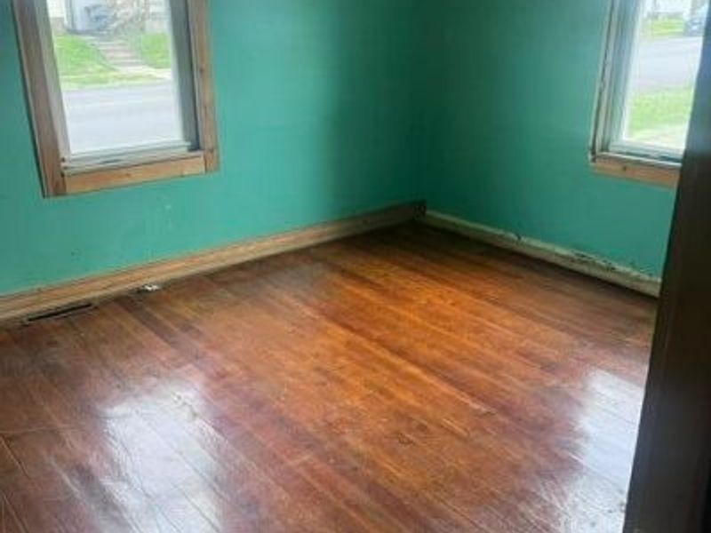 290 W Hunter Street , Logan, OH 43138 Photo 7