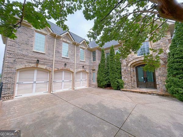 8730 Sawgrass Way, Duluth, GA 30097