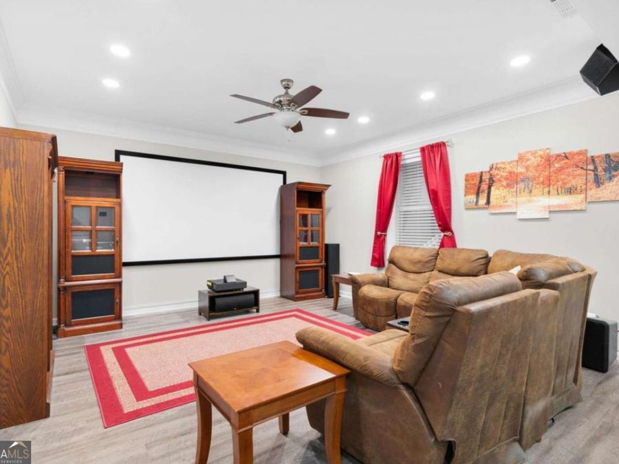 Property Image 35