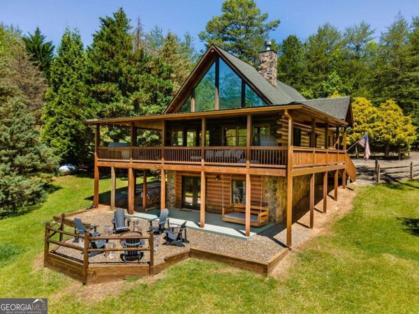229 Old Mill Pond Road, Mineral Bluff, GA 30559