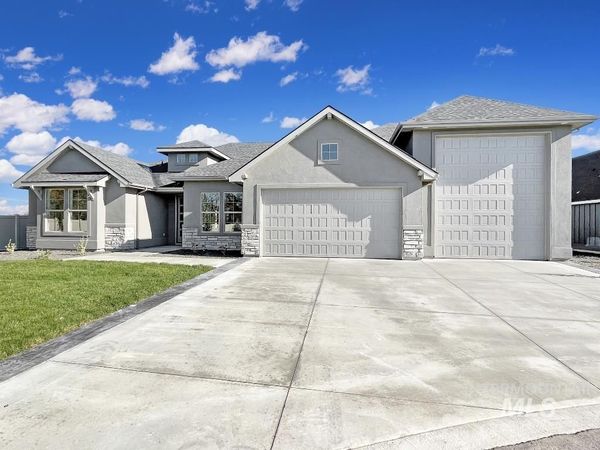 L16 B1 E Midberry Ct, Nampa, ID 83687
