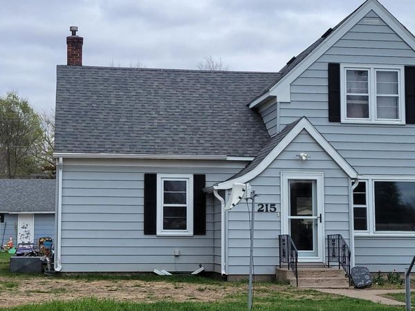 215 6th Street SE, Little Falls, MN 56345