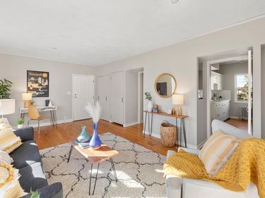 3126 W Bde Maka Ska Boulevard, Unit 411, Minneapolis, MN 55416