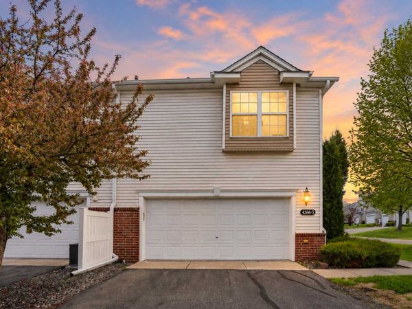 4360 Empress Drive N, Unit 5, Hugo, MN 55038