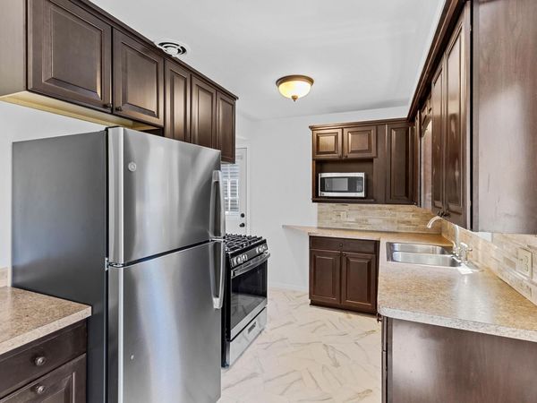 5840 Russell Avenue S, Minneapolis, MN 55410