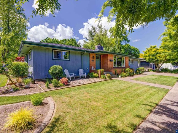 1100 NW 19th St, Corvallis, OR 97330