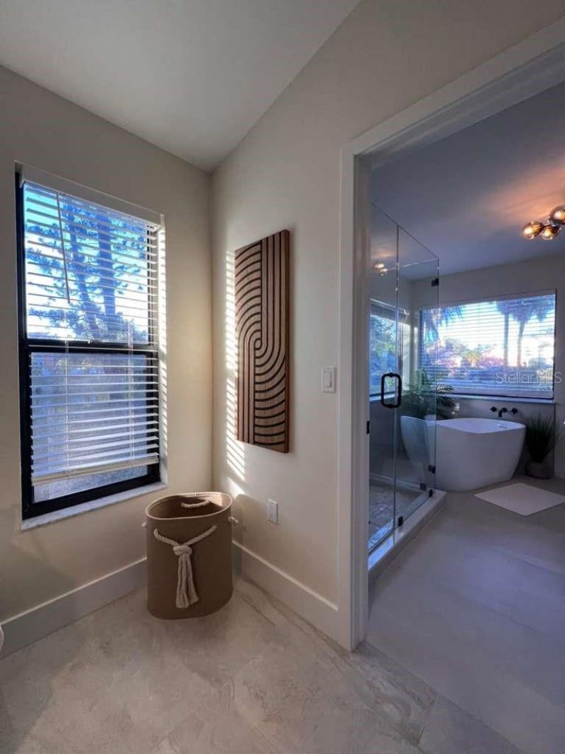 8240 Cypress Lake Drive, Sarasota, FL 34243 Photo
