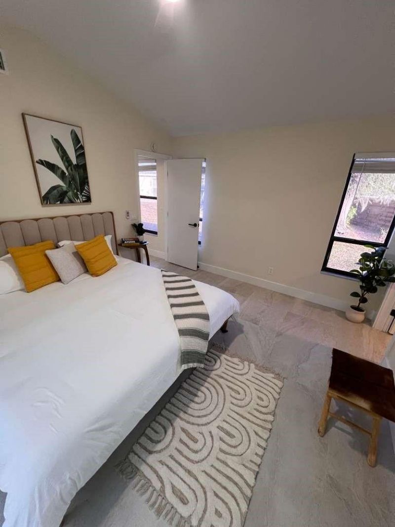 8240 Cypress Lake Drive, Sarasota, FL 34243 Photo