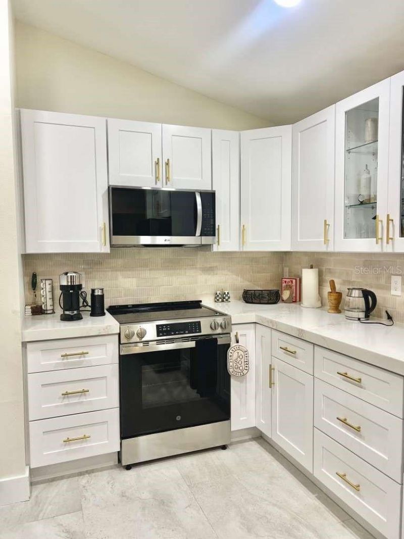 8240 Cypress Lake Drive, Sarasota, FL 34243 Photo