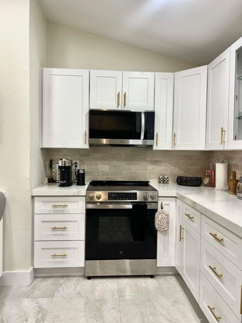 8240 Cypress Lake Drive, Sarasota, FL 34243 Photo