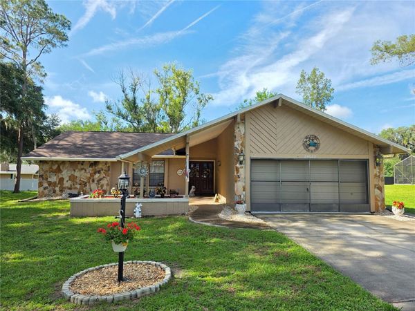 24088 EPPLEY DRIVE , BROOKSVILLE, FL 34601