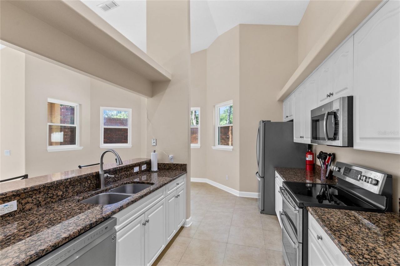 683 Oak Hollow Way, Altamonte Springs, FL 32714 Photo