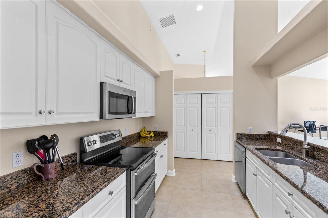 683 Oak Hollow Way, Altamonte Springs, FL 32714 Photo