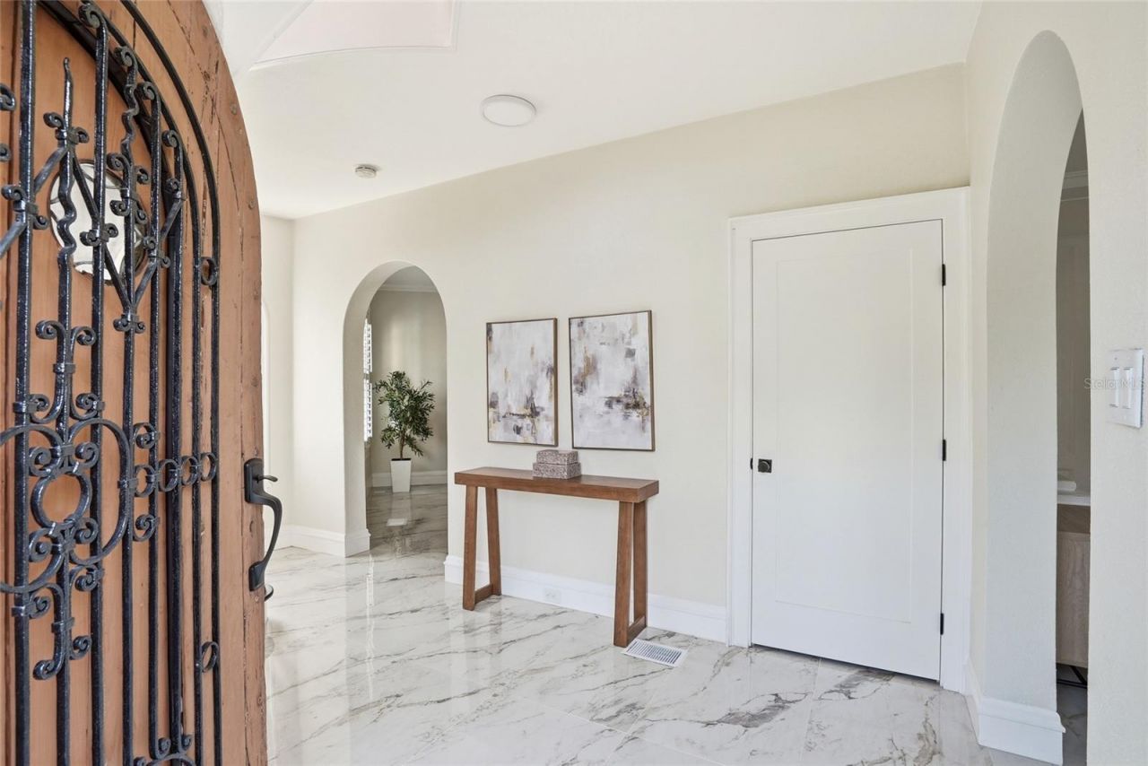 190 Bosphorous Avenue, Tampa, FL 33606 Photo