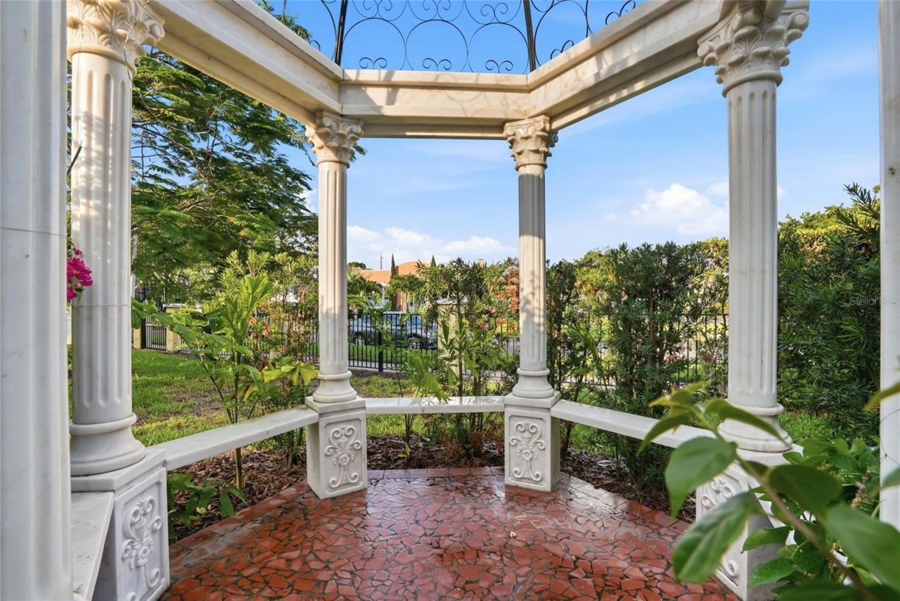 190 Bosphorous Avenue, Tampa, FL 33606 Photo