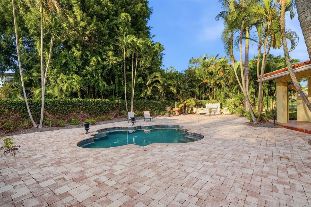 190 Bosphorous Avenue, Tampa, FL 33606 Photo